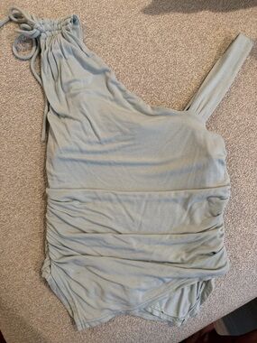 One-Shoulder Ruched Tank Top